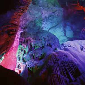 Yiling Cave